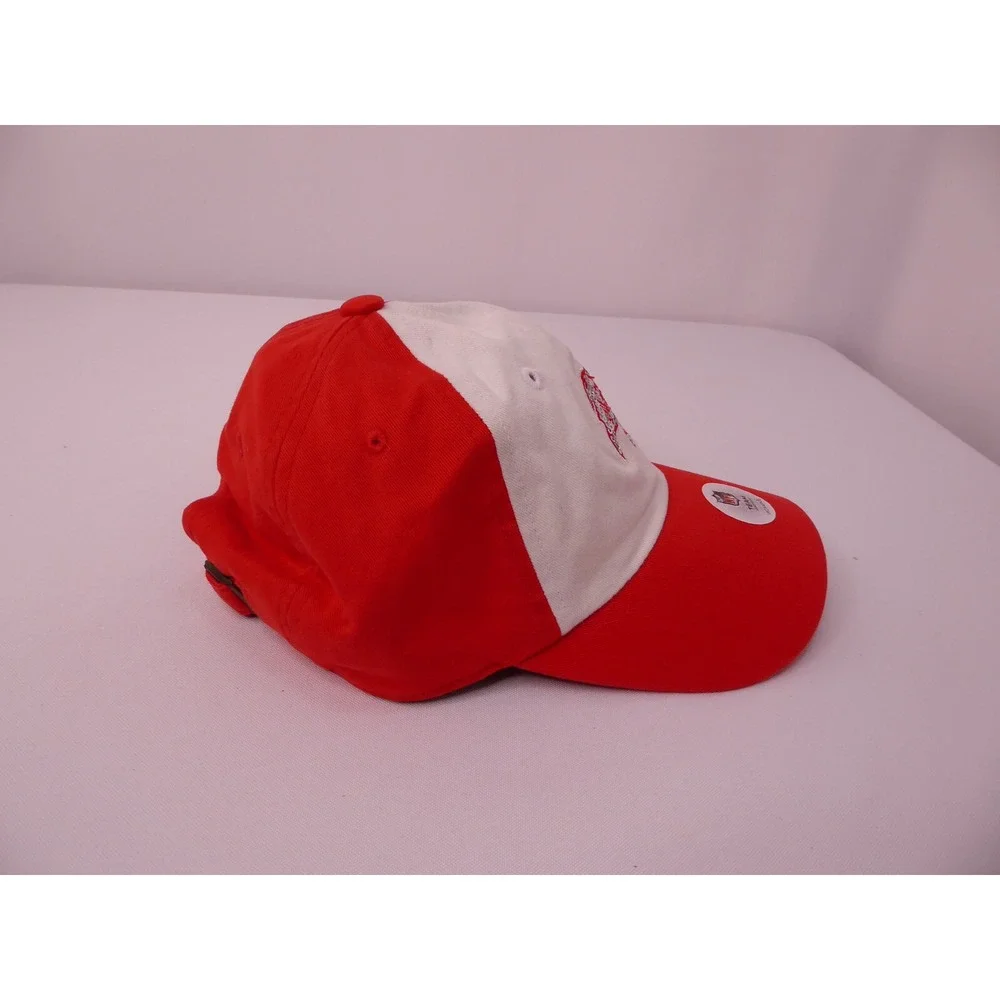 Team Headwear NFL Womens Tampa Bay Buccaneers Red White Baseball Hat Cap